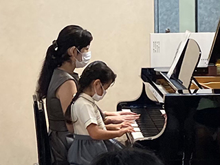 審査会の様子